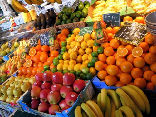 Fresh Fruits in Aix-en-Provence