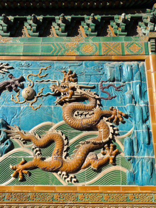 Nine-Dragons closeup