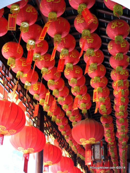 Shanghai Buddhist Temple-029