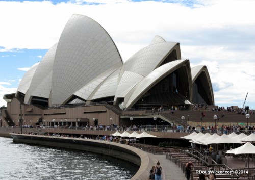 Outdoor vendors at the Forecourt