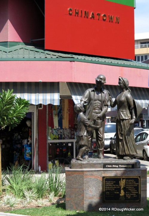 Chân Dăng Vietnamese statue