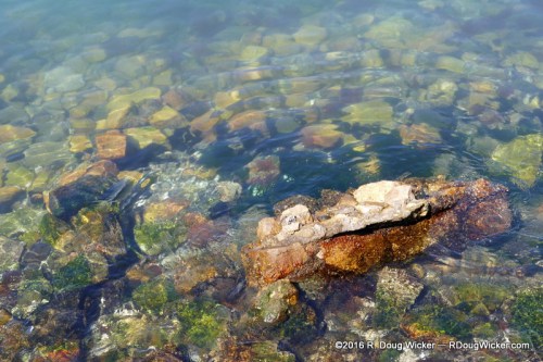 Coquimbo Waters and Colorful Rocks