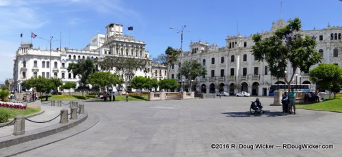 Plaza San Martin panorama