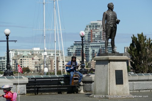 Captain James Cook gets serenaded